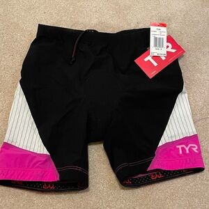 TYR Black and Pink Women’s Triathlon shorts